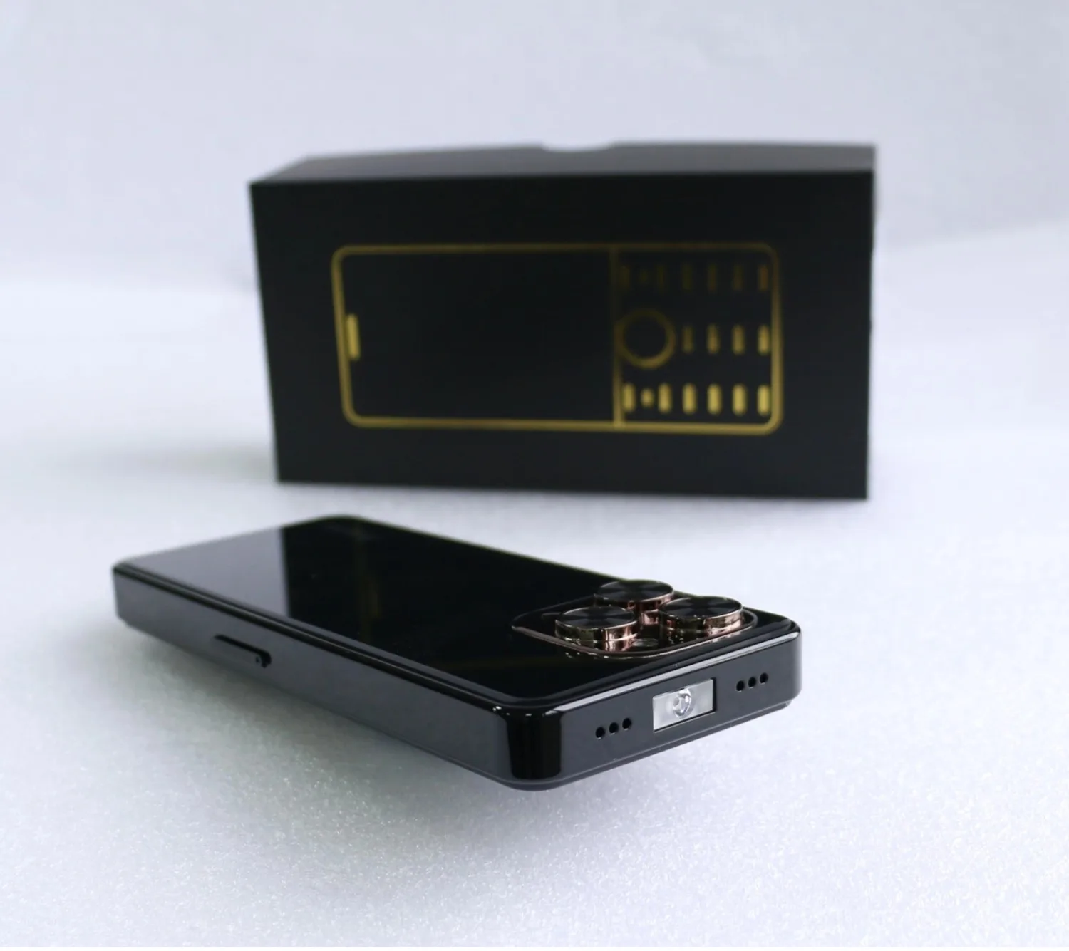 4G LTE 3.5" Touchscreen Keypad Smartphone Google Play Android 8.1 OS Two SIM 2GB 16GB Dual Camera WiFi Hotspot Slim Size Cheap