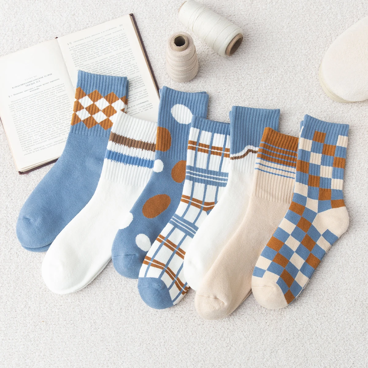 3 Pairs of Women's Autumn and Winter Checkered Striped Polka Dot Fashion College Style Thick and Warm Looped Mid Tube Socks