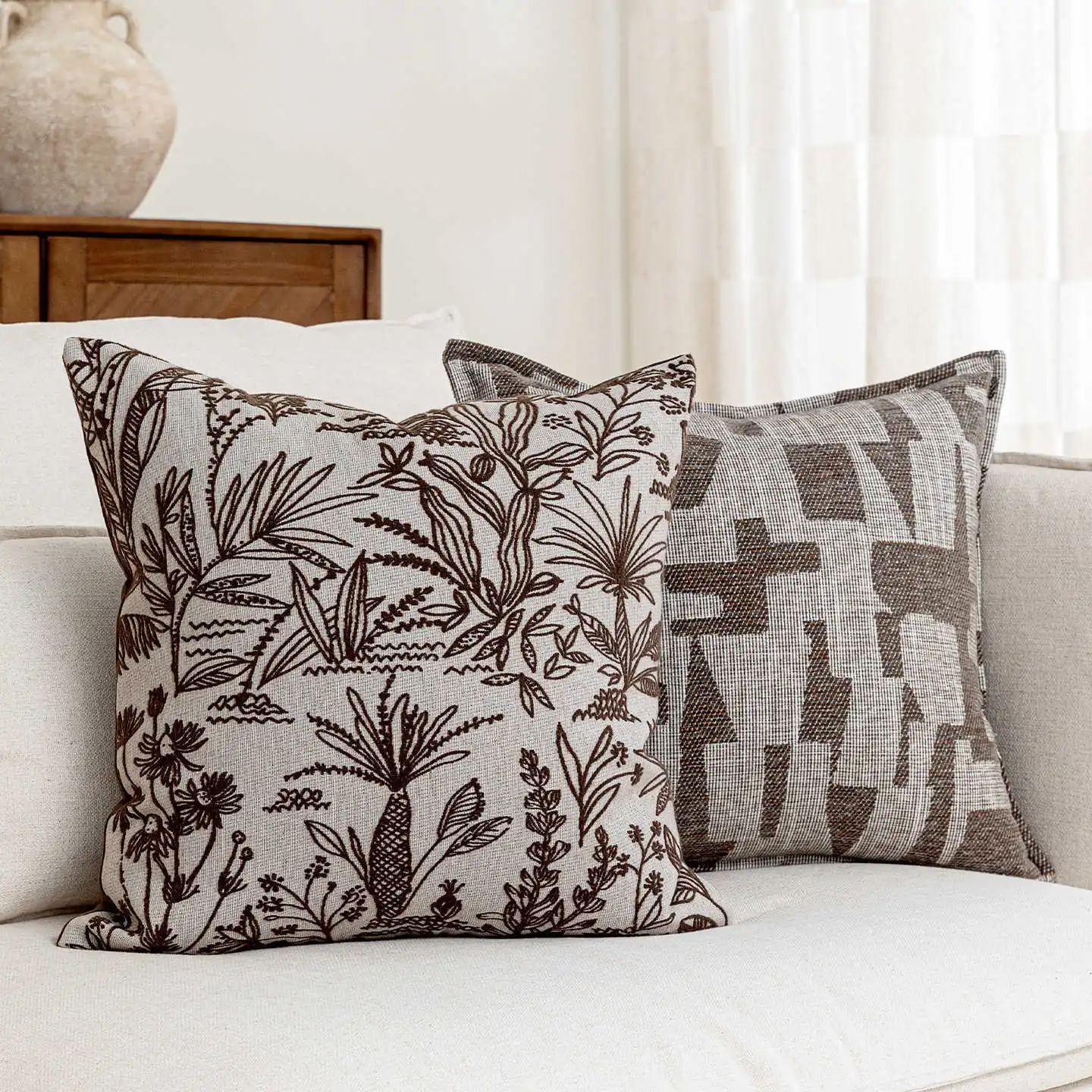 Premium Vintage Brown Coffee Jacquard Cushion Cover Italian Maillard Home Pillowcase Modern High-End Pillow Covers Decorative
