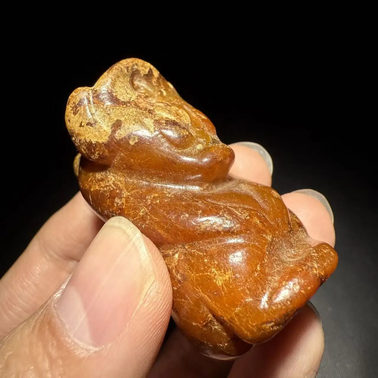 China Hongshan Culture Old Jade Carve Sun-God Sun God Helios Cicada Statue pendant 49x27mm
