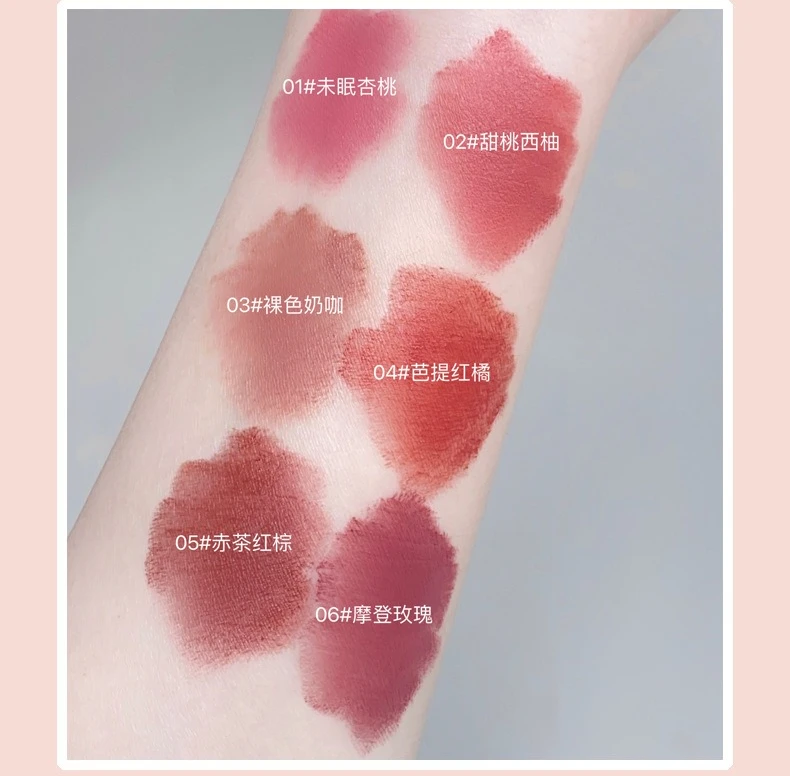 Rossetto Gege Bear Velvet Rossetto opaco con nebbia morbida