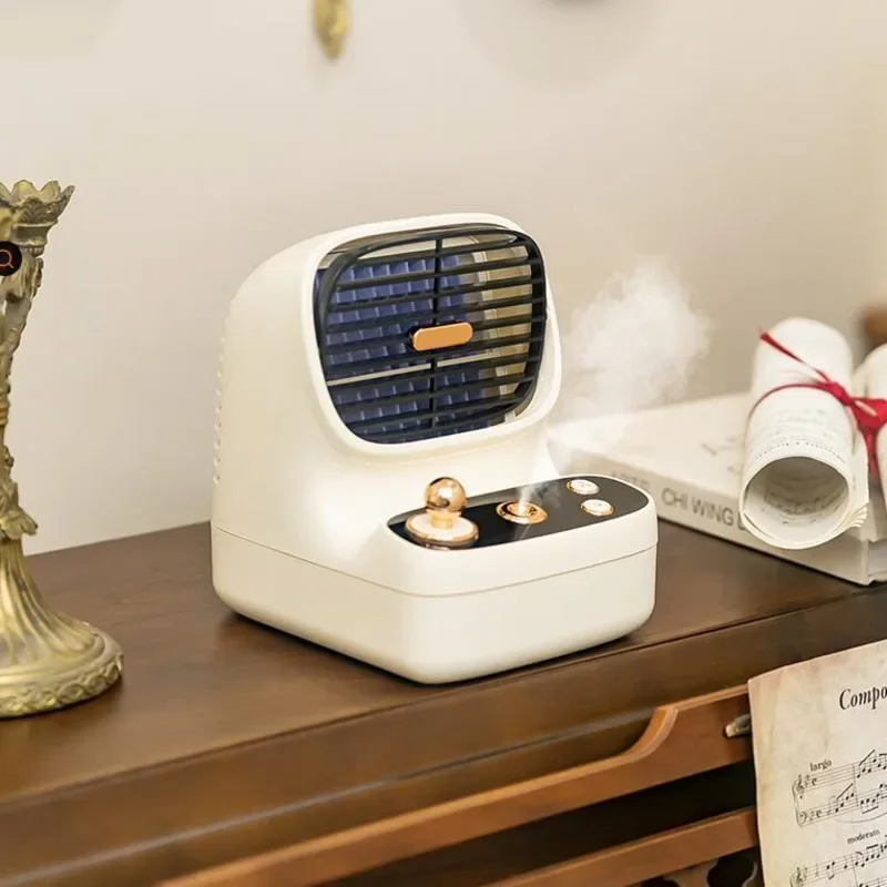 ฤดูร้อนใหม่ Usb แบบพกพาขนาดเล็กแบบพกพาพัดลมไฟฟ้าพัดลมเครื่องใช้ในบ้านคอนโซลเกม Retro มินิสเปรย์น้ำพัดลมระบายความร้อน