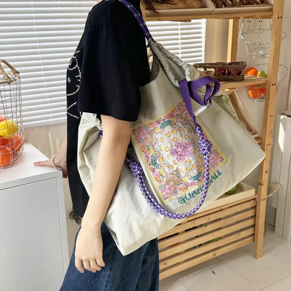Exquisite Embroidered Waterproof Nylon Eco-friendly Shopping Bag