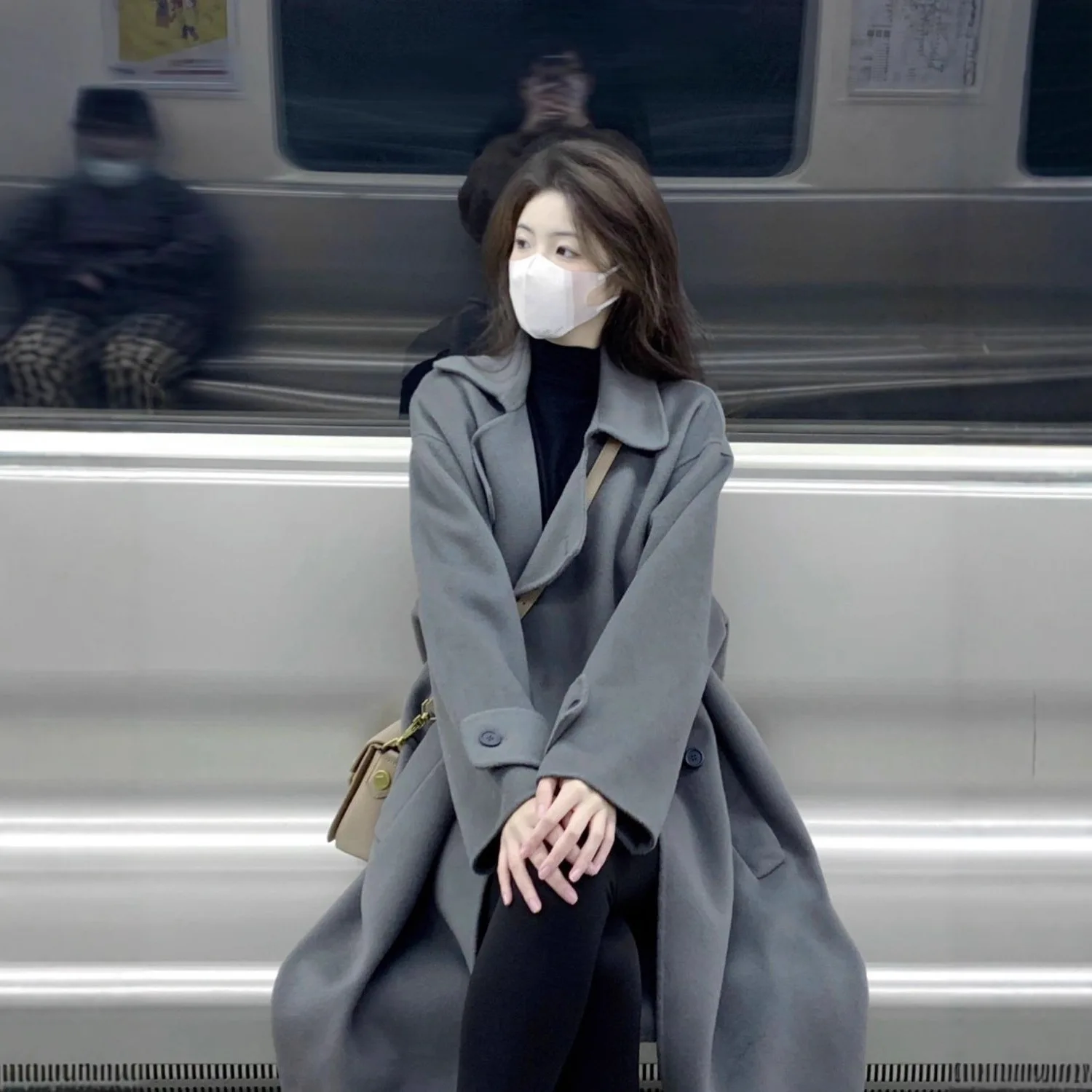 Dámský šedý vlněný kabát Plus Size, podzim/zima 2025, nový styl, zesílený, korejský styl, Hepburn, s dlouhým rukávem, polo límec... - náhled 3