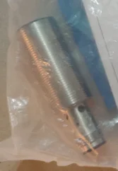 E2B-M18KS08-M1-B1 E…