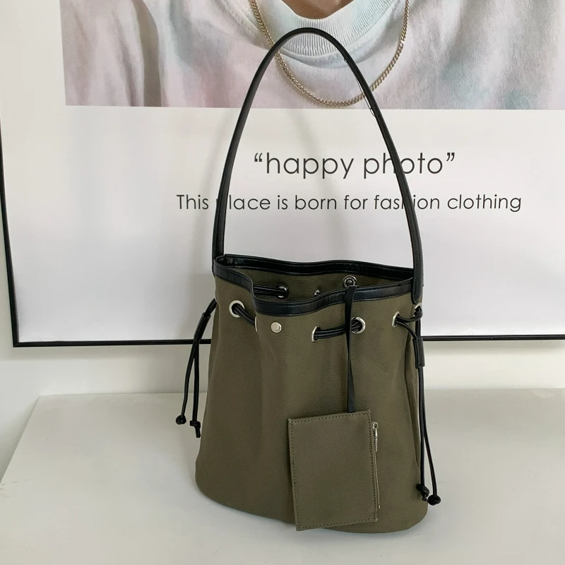 

Trendy Korean Simple Shoulder Bag Collection Wrinkle Comfortable and Versatile Handle Bucket Bag Spacious Commuter Composite Bag