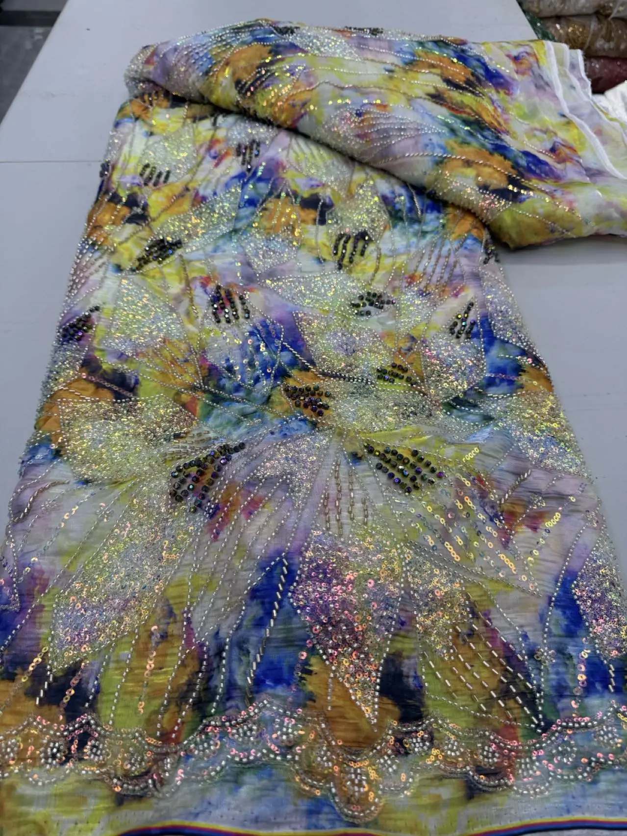 Luxury Nigerian Sequins Lace Fabric High Quality Beaded Lace Fabric for Wedding Party Season Dress 5 Yards