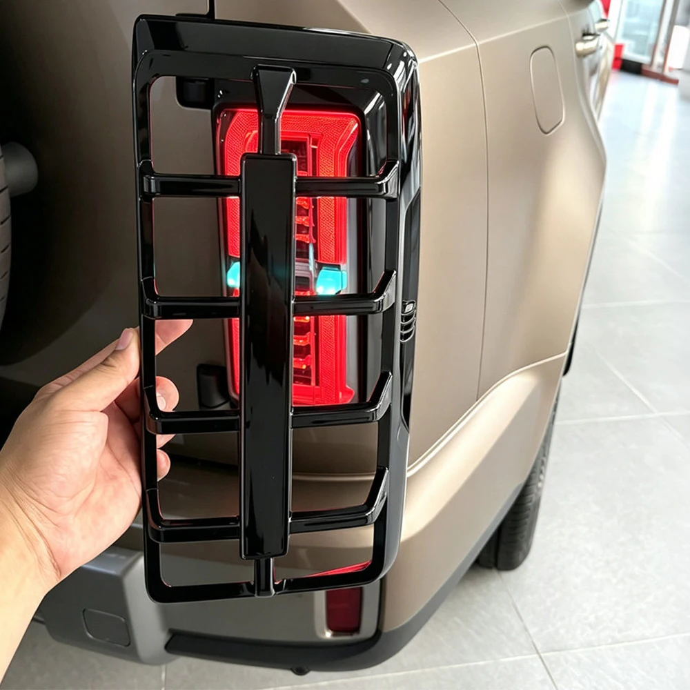 Car Taillight Cover Headlight Protective Cover Scratch Resistant Wear-resistant Black Warrior Front Lampshade For GWM Haval H10