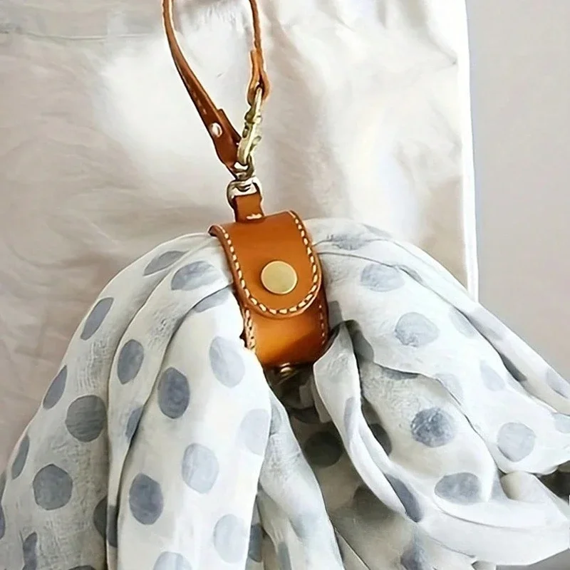 Outdoor Camping Women Leather Towel Holder For Handbag Vintage Leather Glove Holder Strap With Clasp Glove Strap For Hat