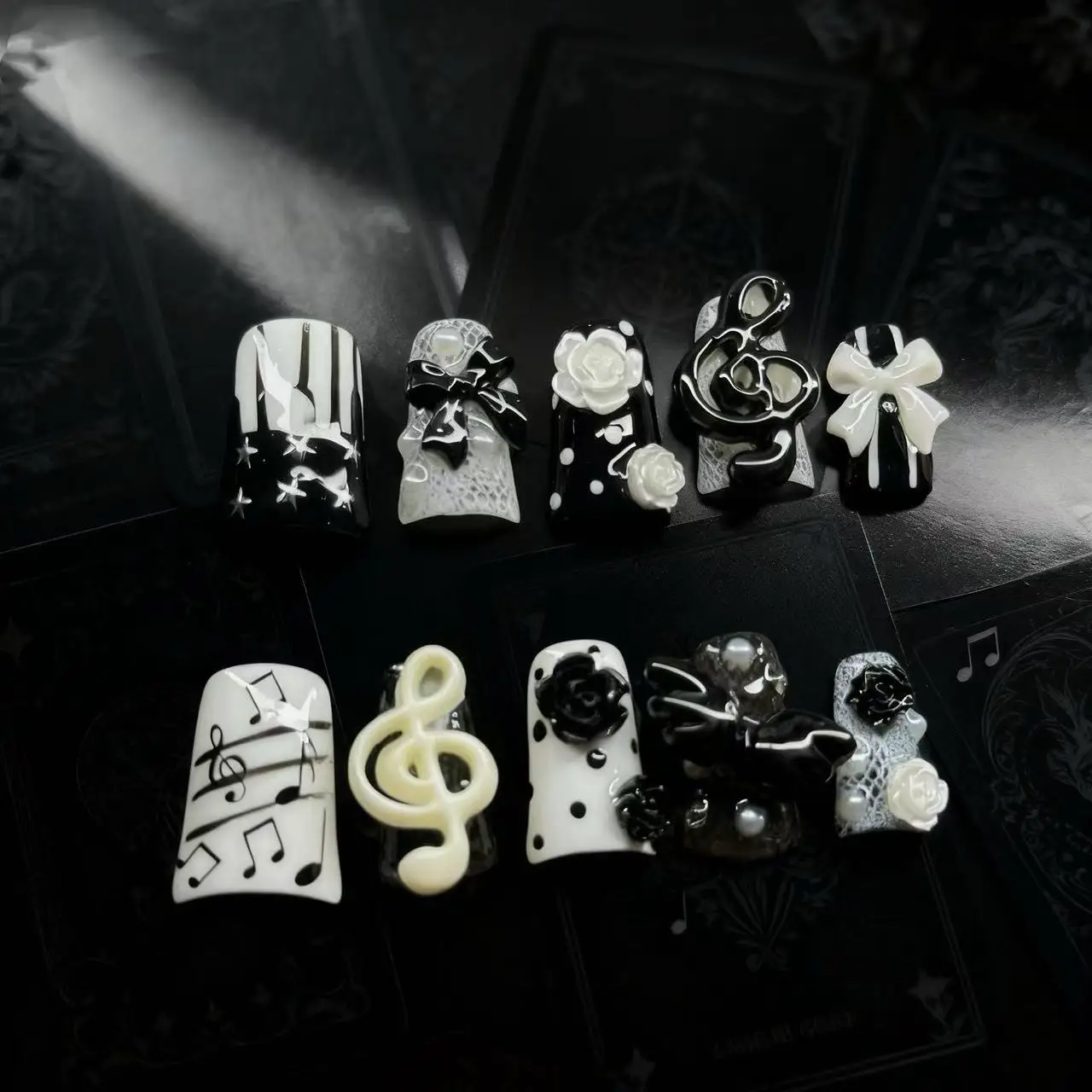 10pcs Handmade Gothic Press on Nails Punk Design
