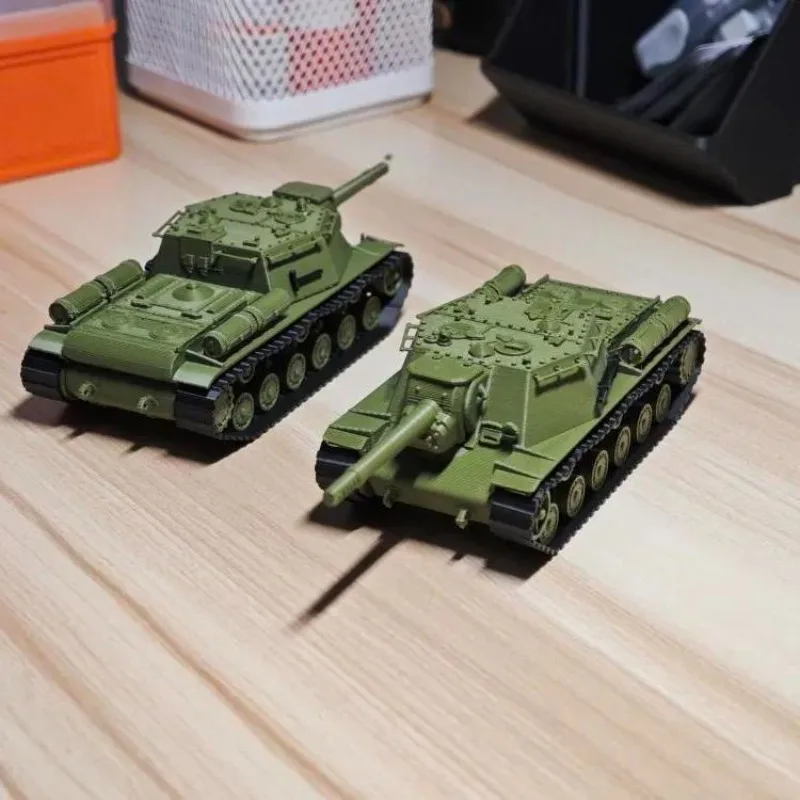 Vintage Tracked Armored Vehicle Model, DIY Assembly Kit, Military Statue, Desktop Static Ornament, Hobby Collection Decor Gift