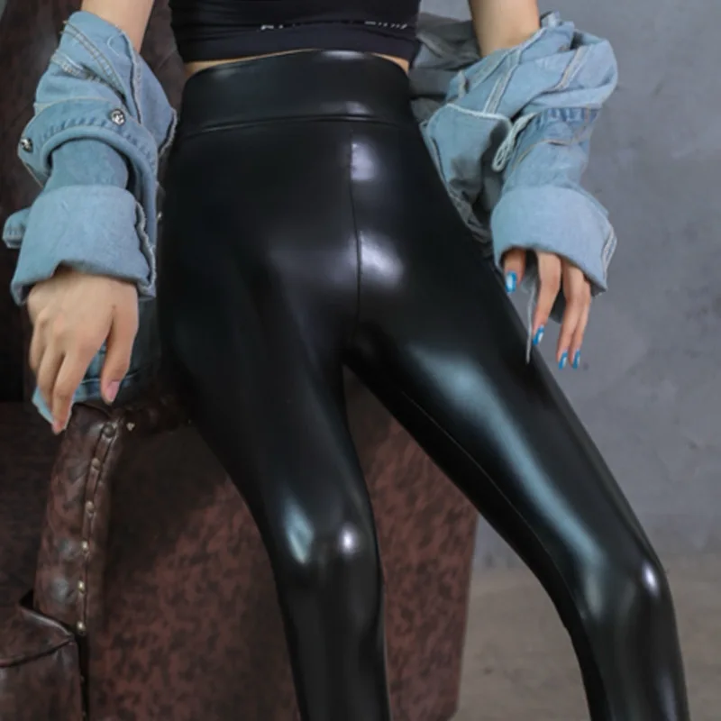 طماق الخريف النساء هرول التطريز فضفاض Bootcut الحرارية متقلب ماتي الخامس قطع الرجل Jeggings جميلة متعرج الكتابة على الجدران منقوشة مثير
