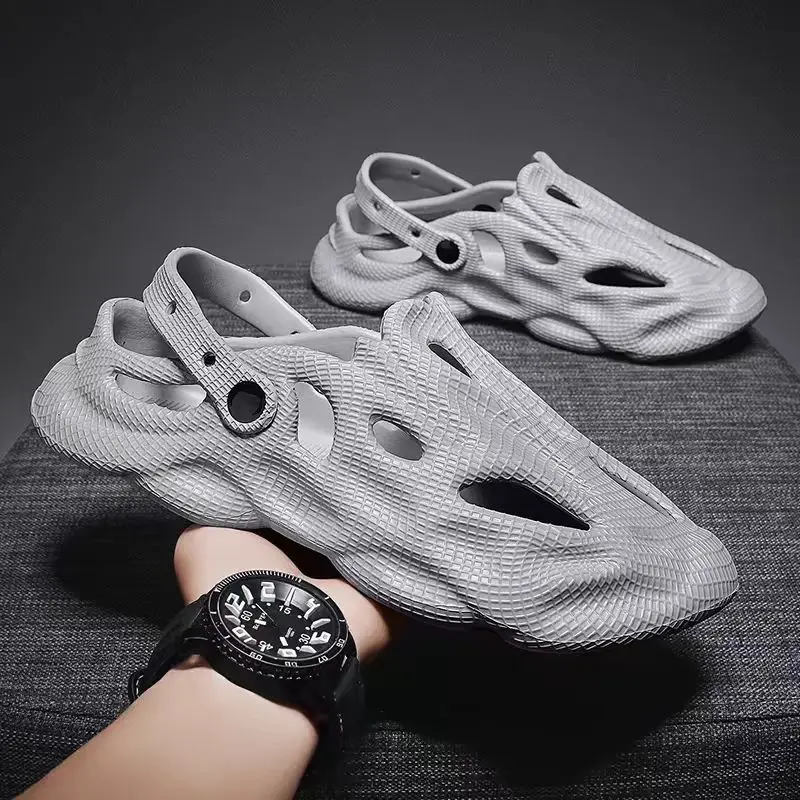 2024 New Men's Coconut Hole Sandals Super Soft Breathable Fashionable Two-Wear Slippers Outer Wear Soft Bottom Sandals