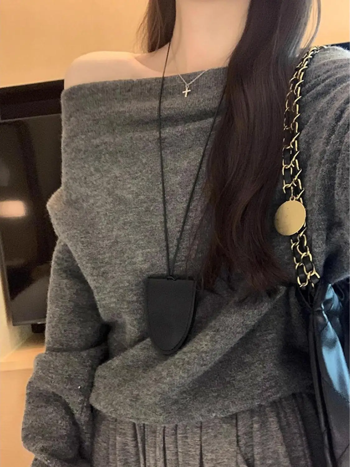 

Свободный вязаный свитер Ele, женский свитер с полосками, ленивая мода, осень-зима, Новое поступление, удобный мягкий средний размер Thi