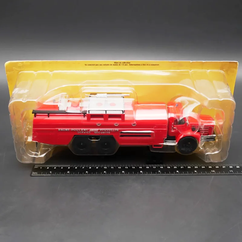 IXO Diecast escala 1:43 aleación Berliet GBO motor de bomberos modelo de coche producto terminado juguete de simulación colección regalo pantalla estática