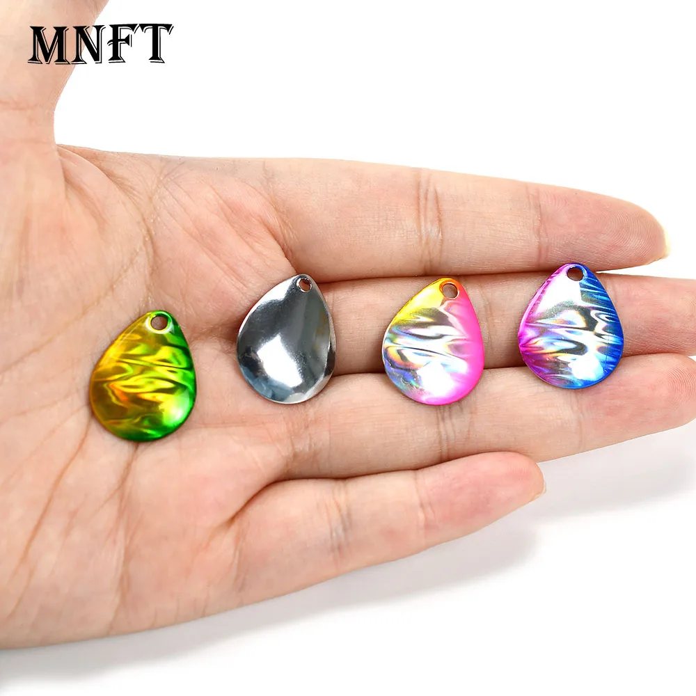 MNFT 8-teiliges Spinner-Köder-Set mit Geräuschklingen, UV-modifizierte bunte DIY-Köder für Salzwasser- und Süßwasser-Angeln