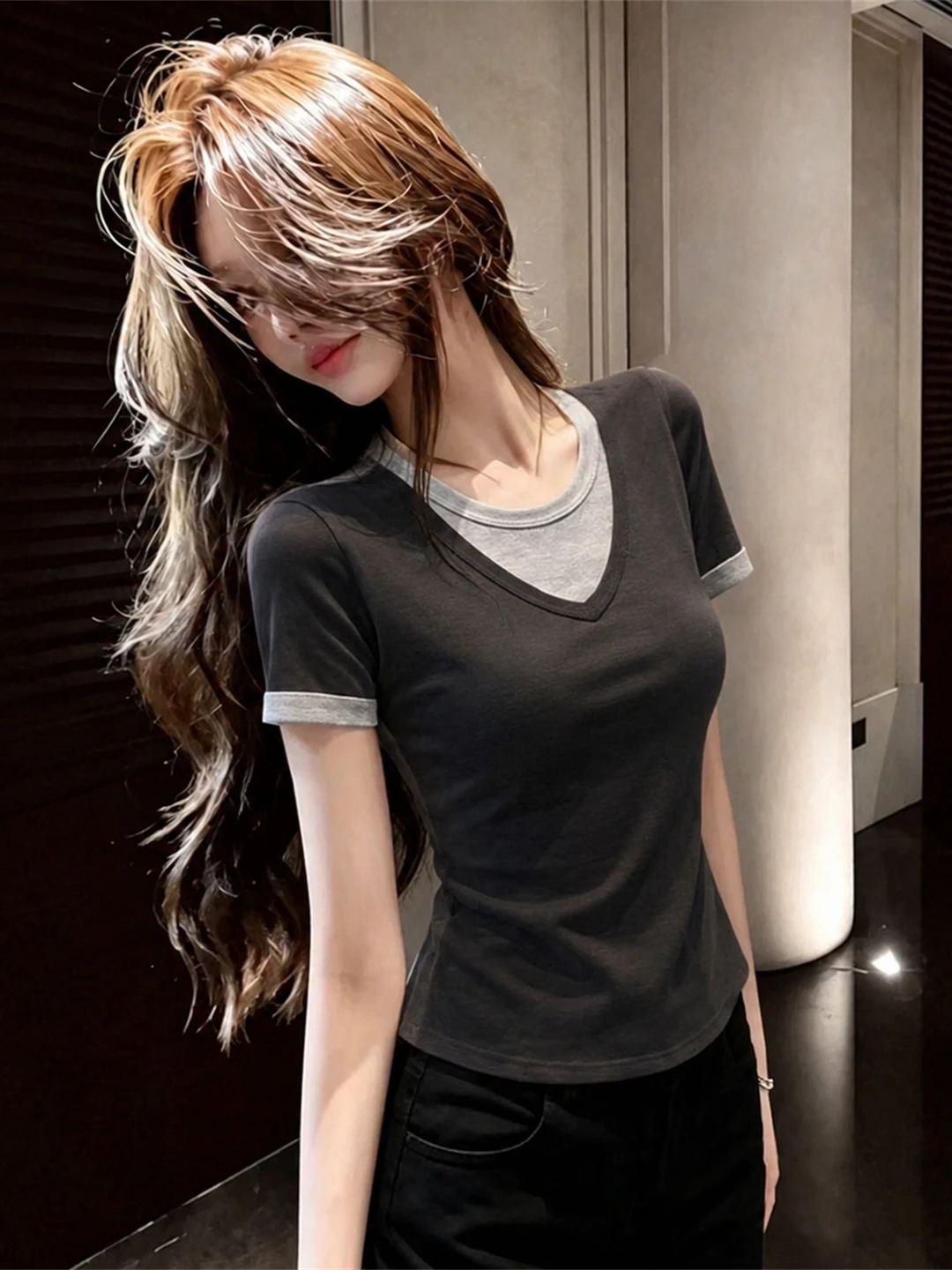 

Summer Commute Style Color Block Short Sleeve Top Women's Slim Fit Versatile round Neck Design Sensation Silk Blend T-Shirt
