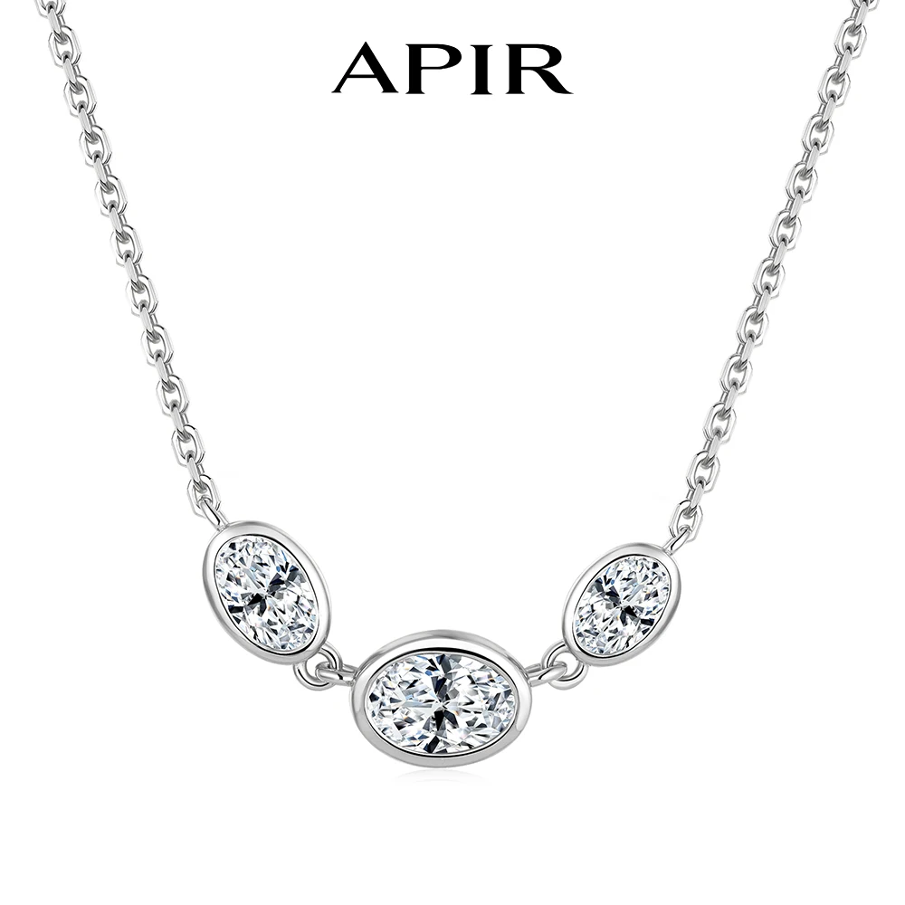 

APIR Oval Cut Moissanite Diamond Necklace for Women Three-Stone Pendant Necklace Dainty Birthday Anniversary Fine Jewelry Gift