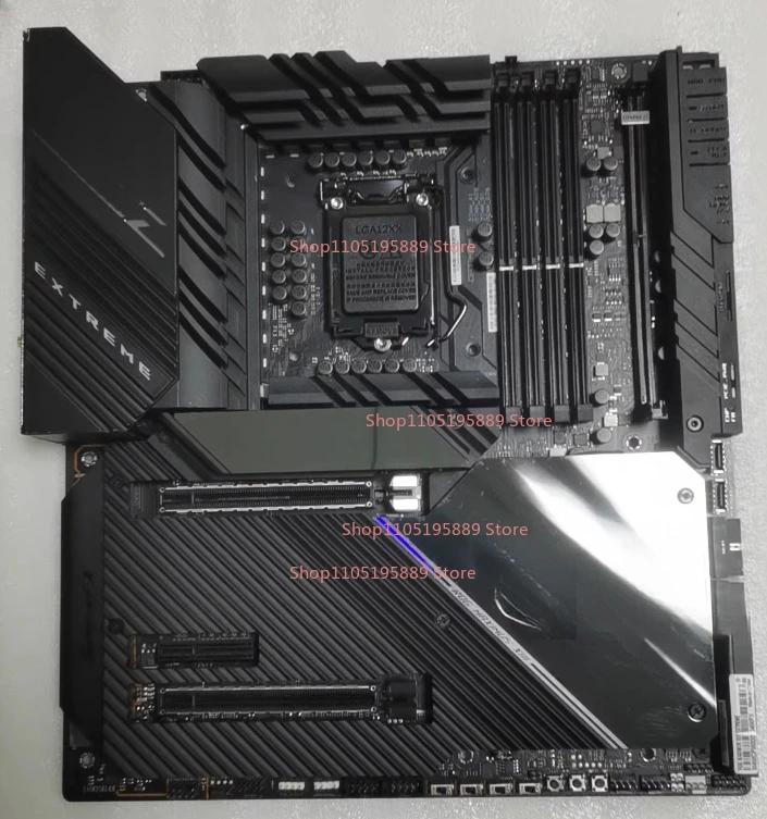 

Материнская плата ASUS ROG MAXIMI XIII EXTREME Z590 с поддержкой процессоров Intel 10/11 поколений