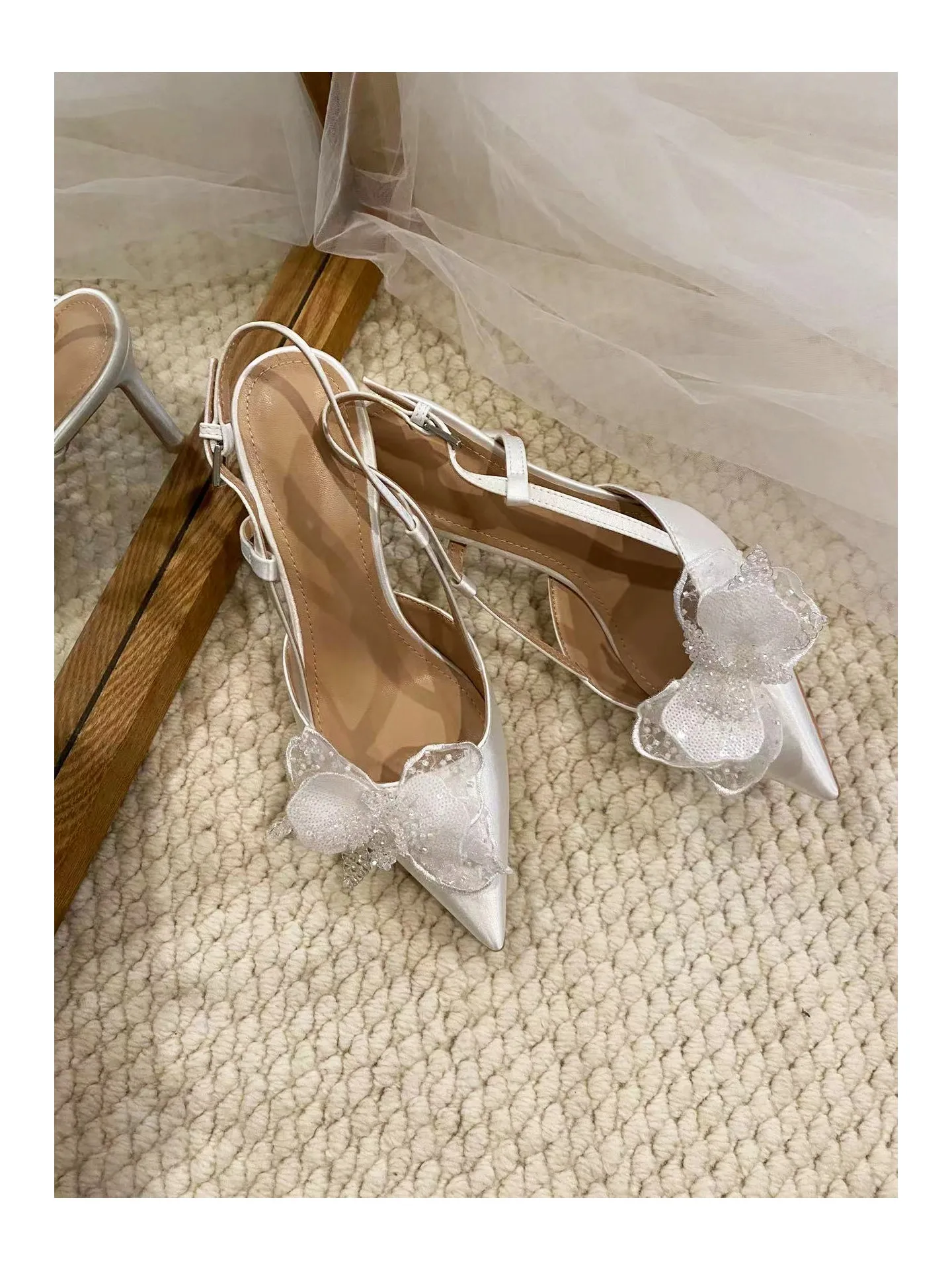 Summer new pointed lace mesh butterfly crystal bead fine heels wedding shoes party dress small size high-heeled women's sandals