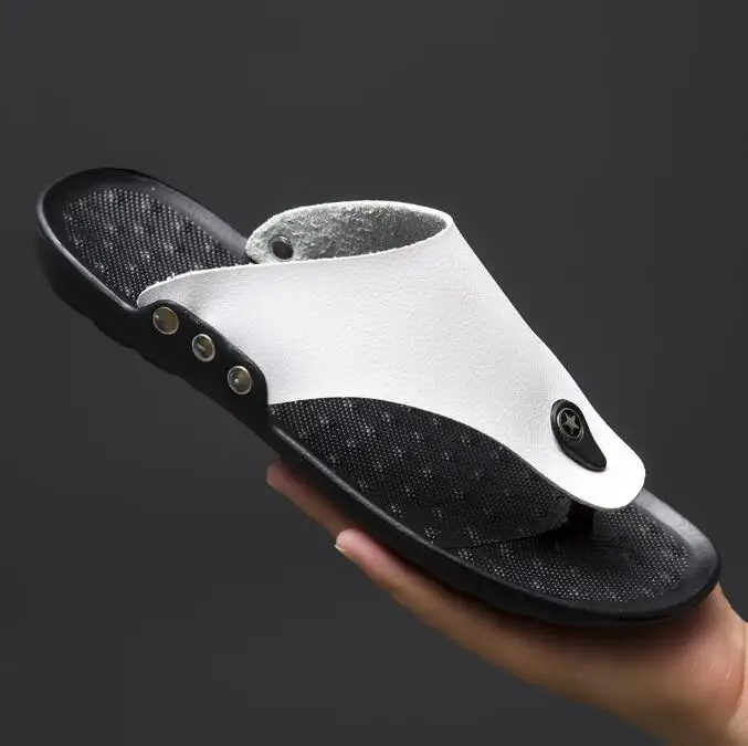New Sandals Shoes Men Summer Men Flip Flops High Quality Beach Sandals Anti-slip Zapatos Hombre Casual Shoes Man Slippers