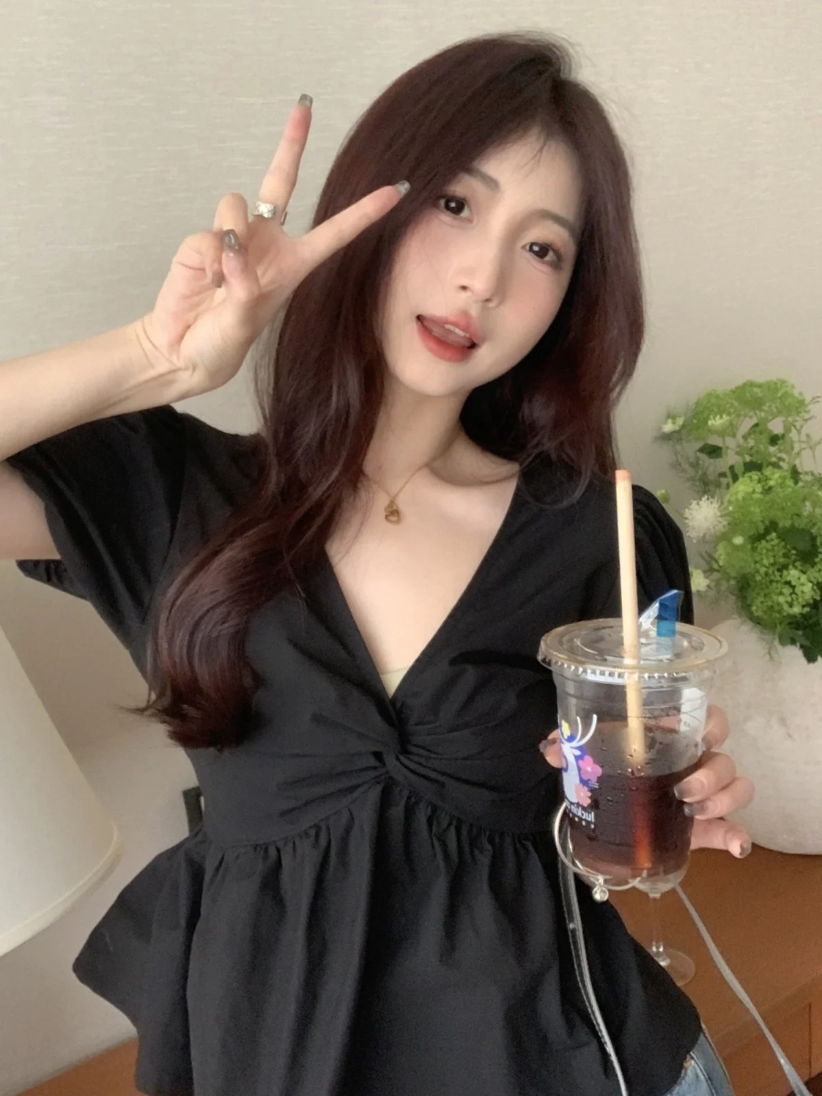 

Женский летний топ Ele V-ne Bubble Sve 2024, новый дизайн, приталенный, плиссированный, однотонный, для повседневной носки