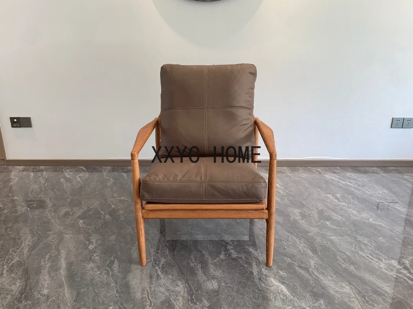 

Nordic Italiaanse Minimalistische Essh Massief Houten Eetkamerstoel Fauteuil Fauteuil Zachte Bankstoel