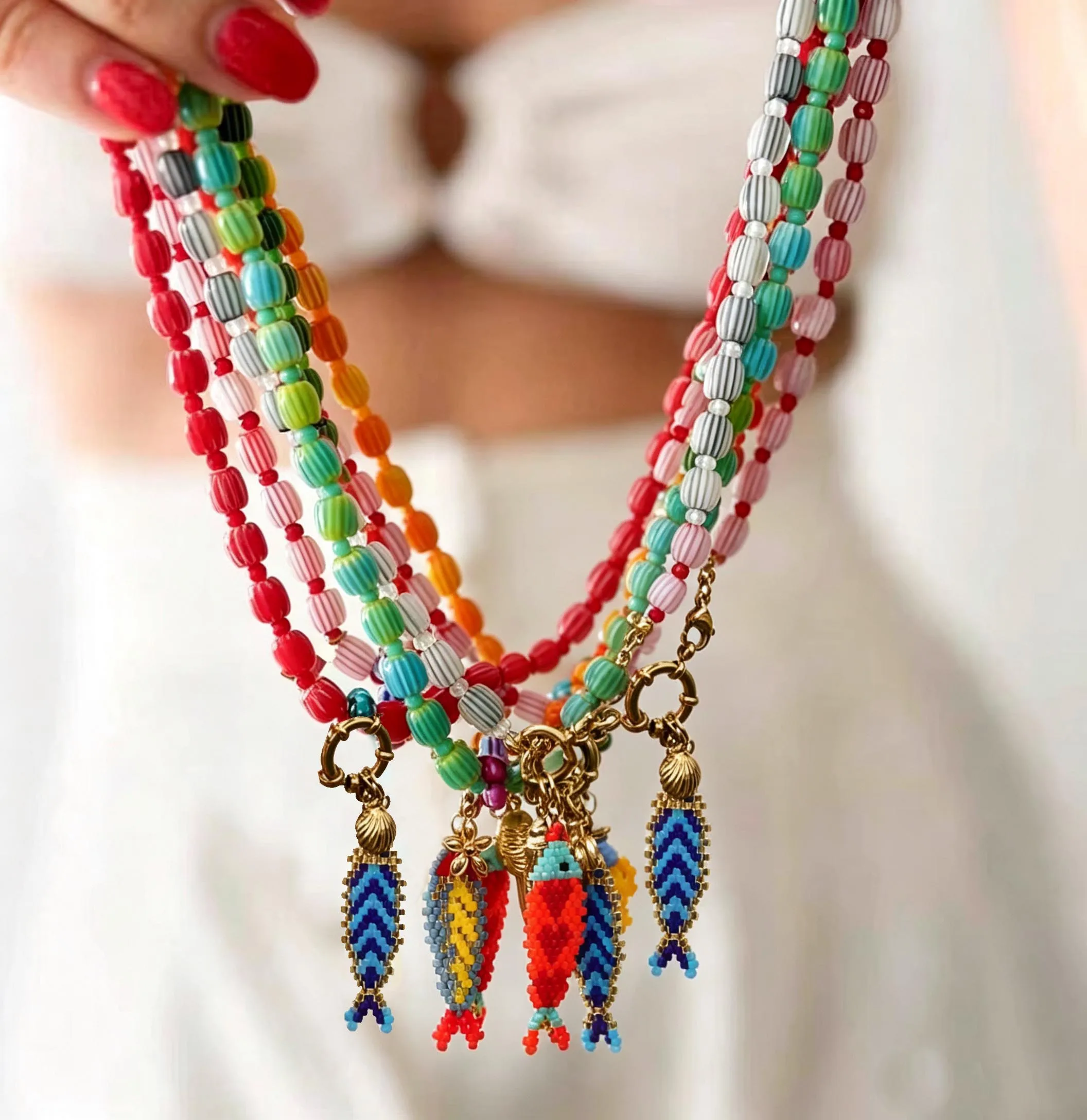 Bohemian Style Hand-Woven Stainless Steel Necklace with Ocean-Themed Small Fish Pendant And Imported Rice Beads for Summer Fashi