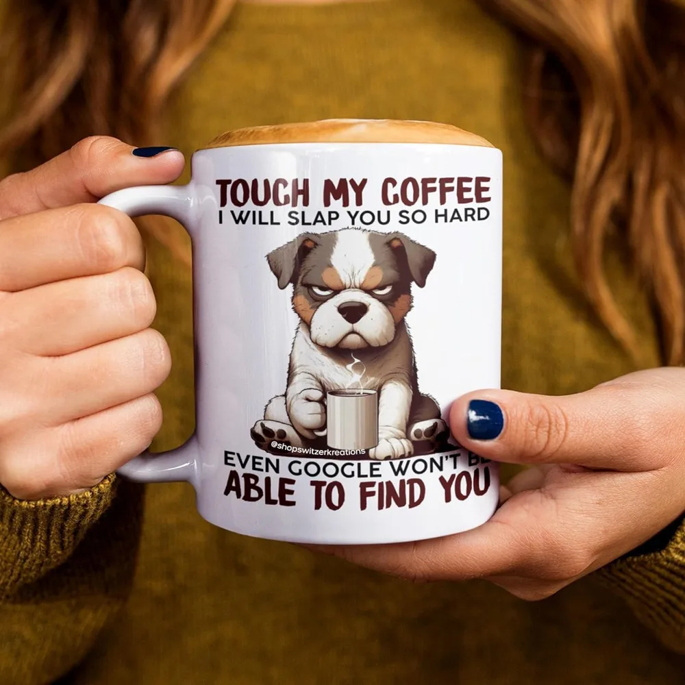 

Touch My Coffee — забавная керамическая кружка с милым дизайном бульдога, идеальный подарок для любителей кофе и повседневного использования