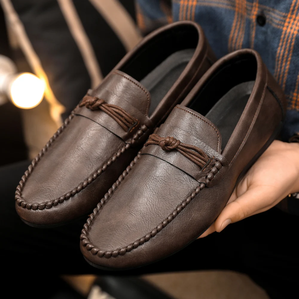 Men's Spring Summer Leisure Fashion Bean Shoes Leather Decorative Buckle Lazy Work Shoes Black Brown Two-Color