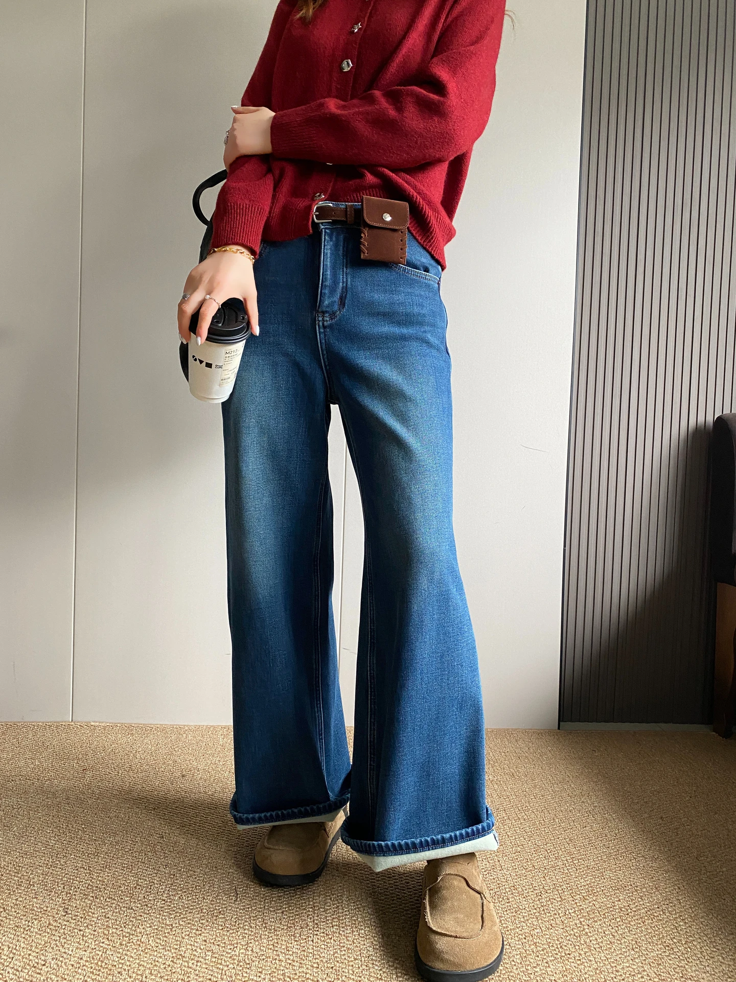 

High Waist Fleece Lined Micro Flared Jeans Women's Autumn Winter New Style Slimming Loose Wide Leg Bell Bottoms