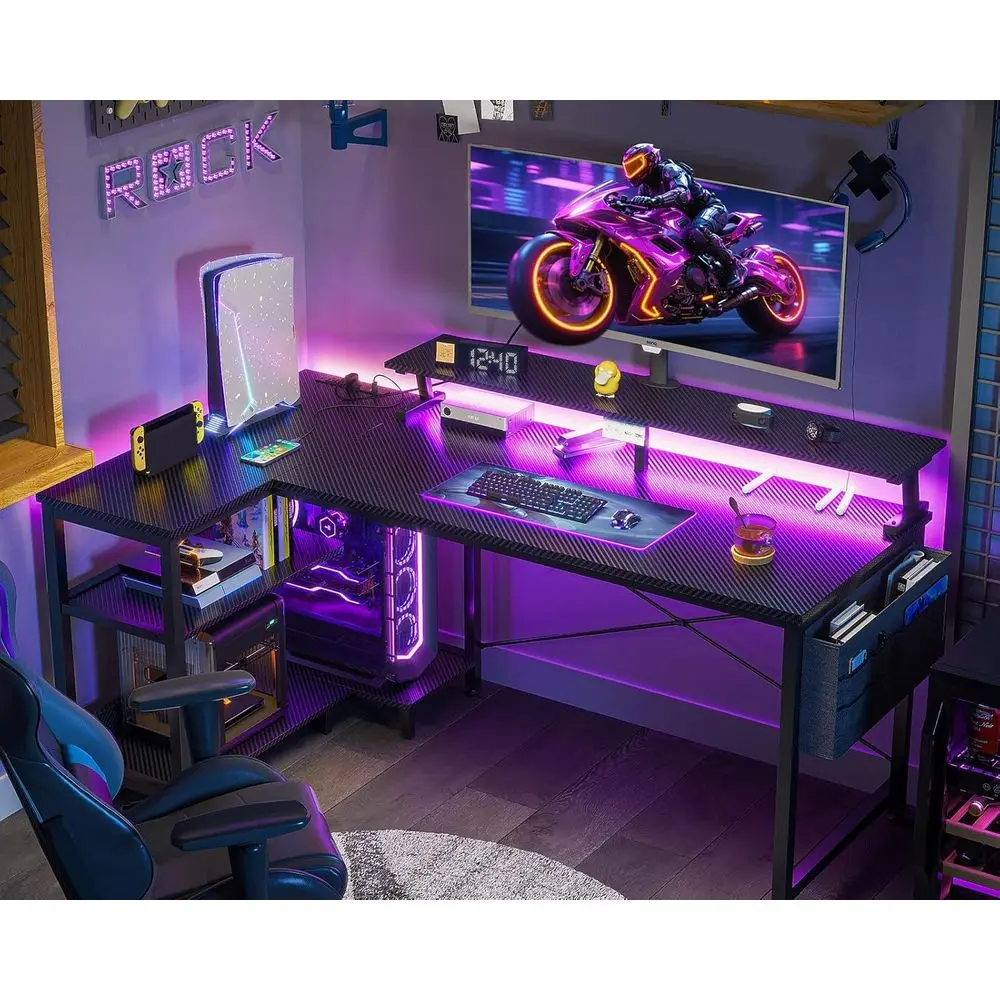 مكتب ألعاب على شكل حرف L قابل للعكس مع منافذ USB وأضواء LED وأرفف تخزين وحامل شاشة - مكتب ألعاب زاوية سوداء مع Po