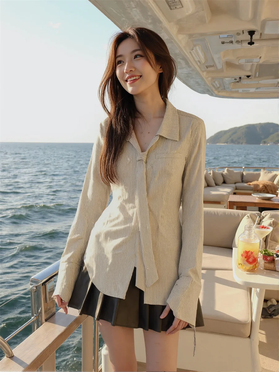 

Chic Shirts Women Tastefully Designed Long Sleeve Blouses with Striped Knitted Patterns for Sophisticated Autumn Casual