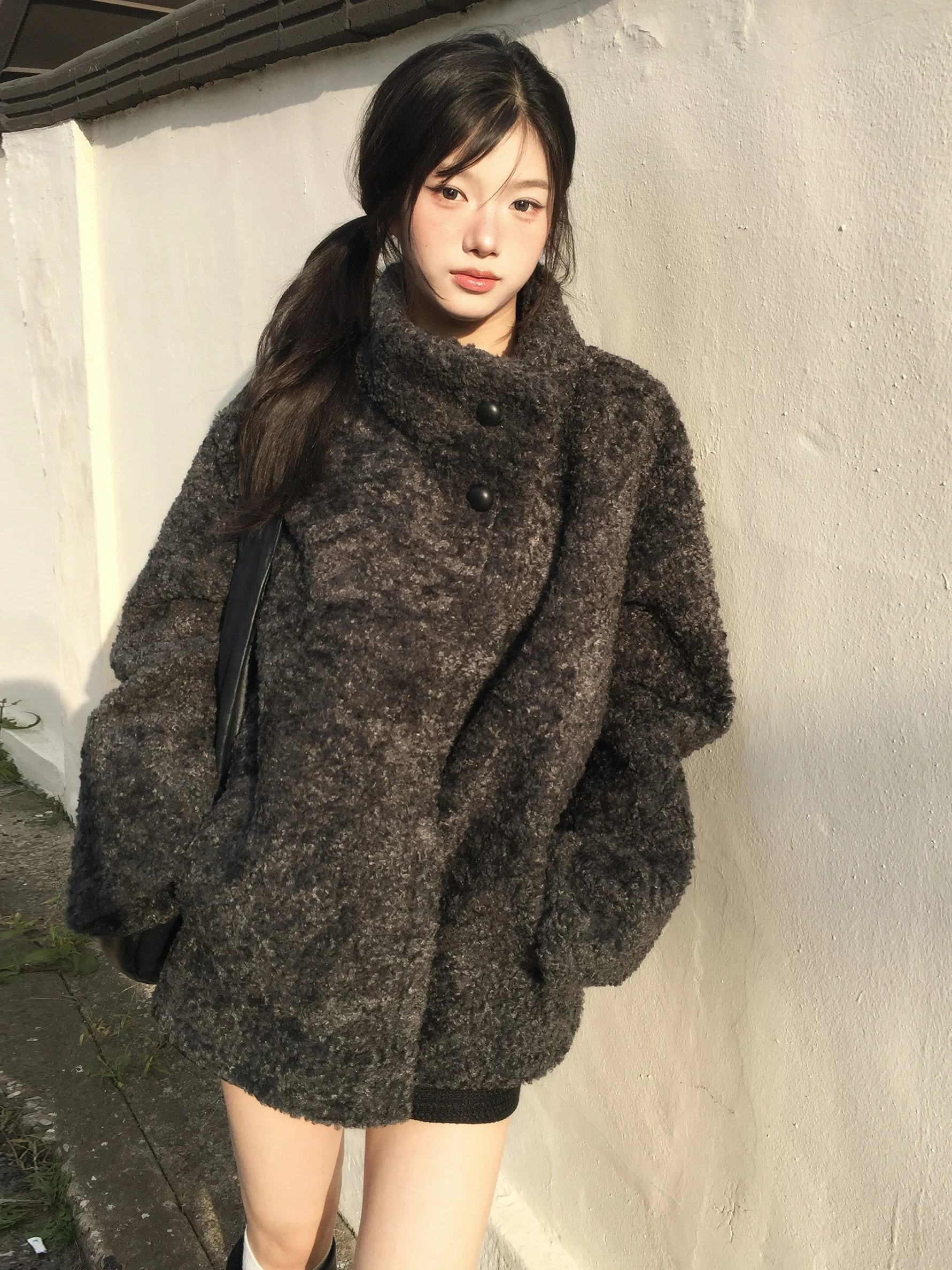 Retro Style Stand Collar Warm Loose Fur Leather Integrated Women's Medium Length Woolen Coat Elegant Outerwear for Ladies