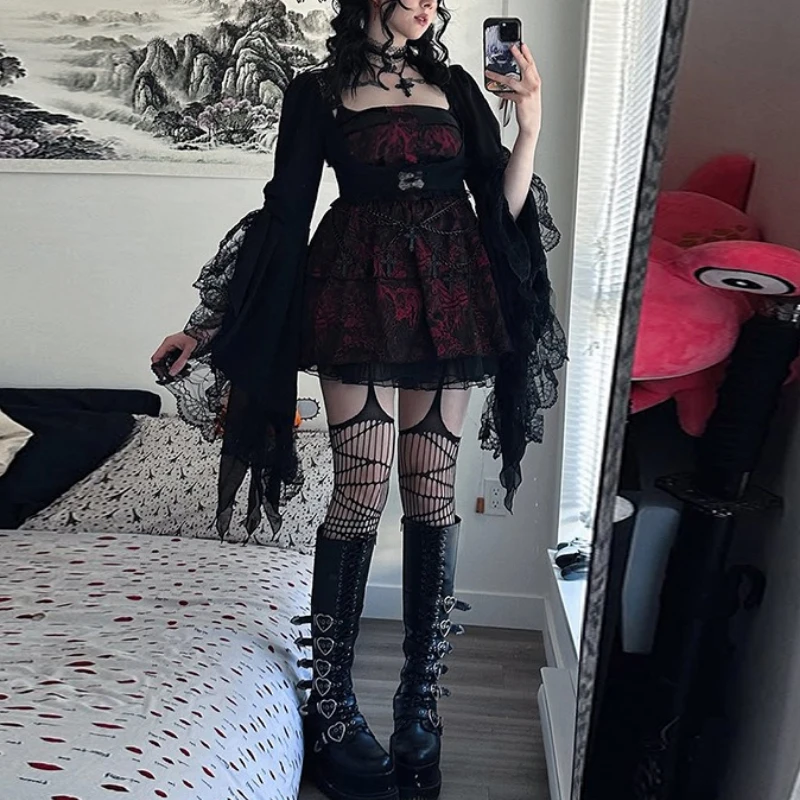 Gotycki Vintage Smock Damski Pałacowy Styl Hotsweet Mroczna Estetyka Grunge Koronkowy Patchwork Rozkloszowane Rękawy Krótkie T-shirty Damskie