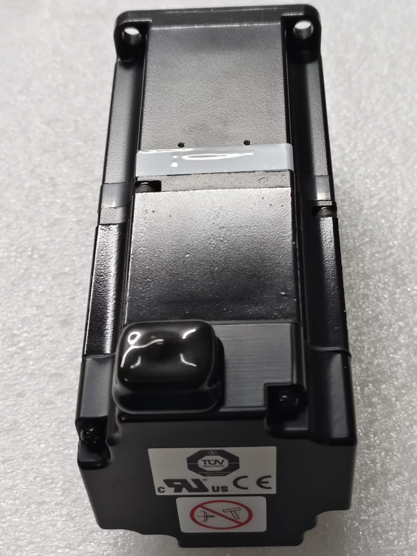 SGMAS 04A2A4C Brand New Servo Motor Original Genuine，SGMAS-04A2A4C，Fast shipping