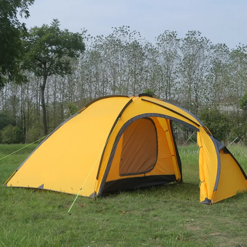 One bedroom, one living room, 4-person tent, double-layer aluminum pole, four-season household, windproof and rainproof tent