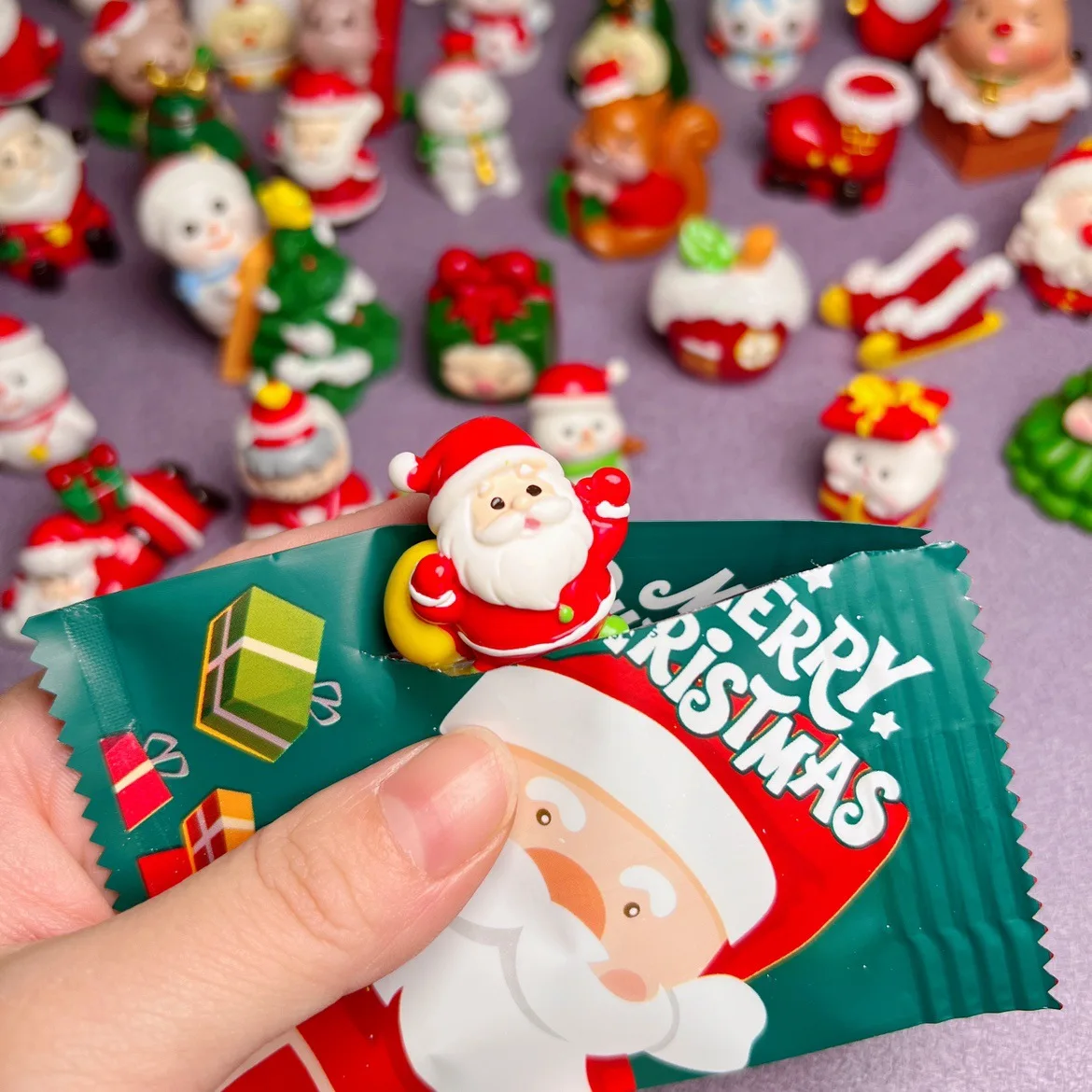 

Kawaii Cartoon Christmas Series Blind Box Mini miniature figurine toy snowman Christmas child decoration
