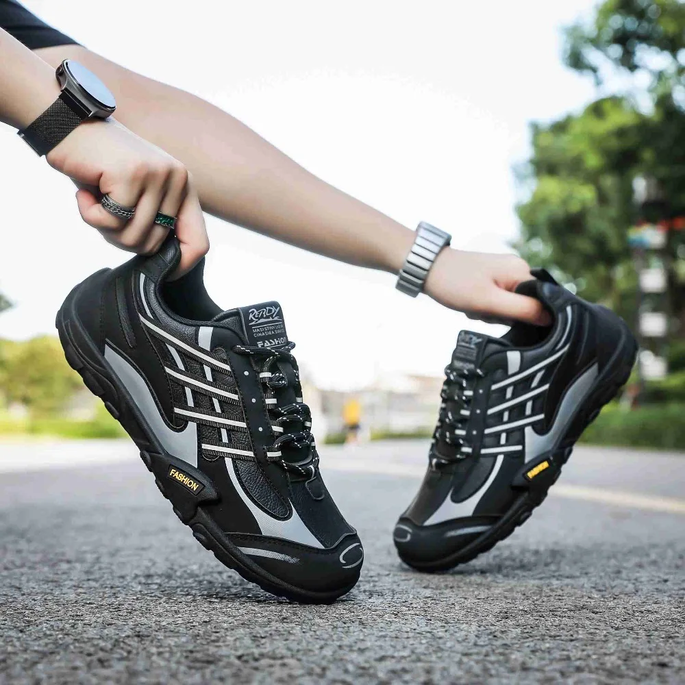 Men's Breathable Sports Shoes Summer Increase Net Face Airy Sneakers Versatile Casual All-Match Low-Top Comfortable PVC