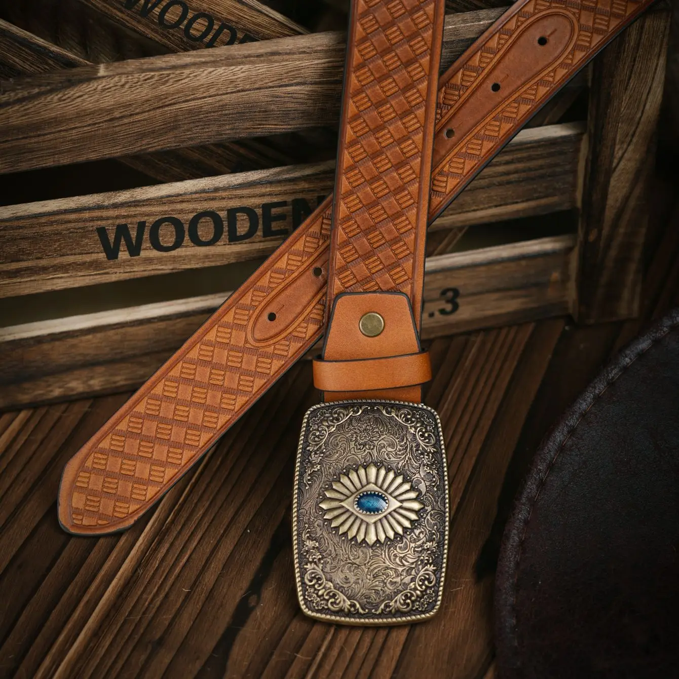 Ein lässiger Retro-Gürtel im Western-Stil für Herren und Damen! PU-Ledergürtel mit Metallschnalle, geeignet für den täglichen Arbeitsgebrauch – Detail 6