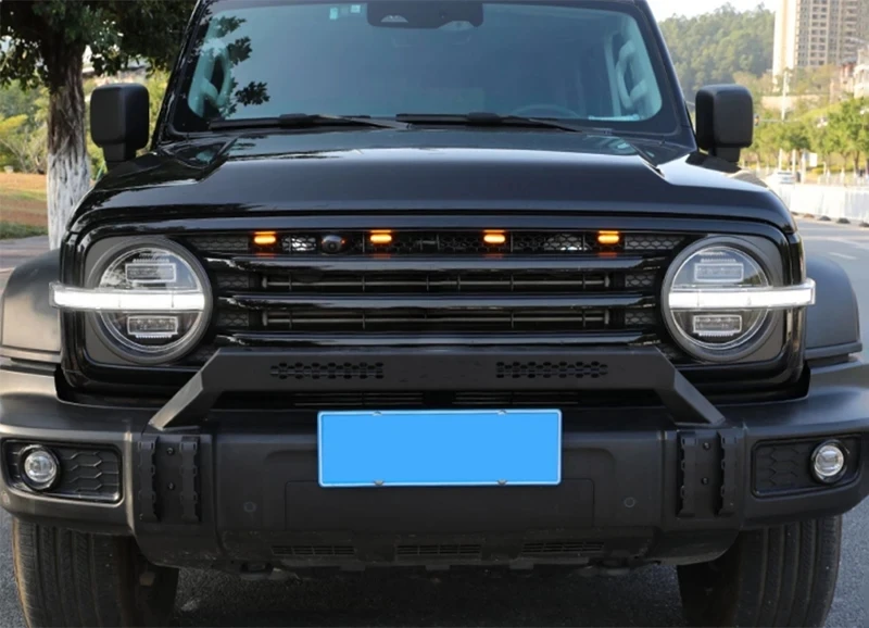 Kühlergrill kleines gelbes Licht geeignet für Tank Offroad-Licht Modifikation Kühlergrill Licht spezielle externe dekorative Accessoires