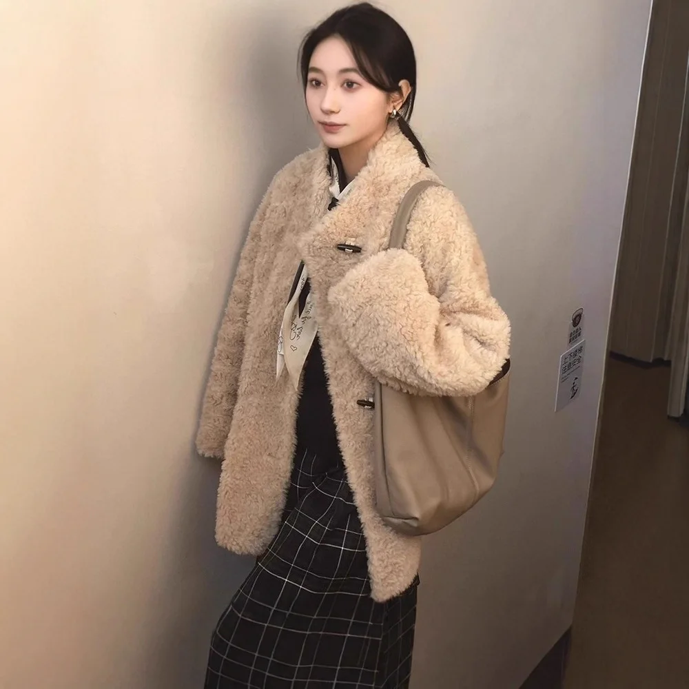 

Зимняя женская куртка на флисовой подкладке из искусственного меха, бежевая женская куртка из норкового меха с пуговицами, универсальная женская эко-пуховая куртка