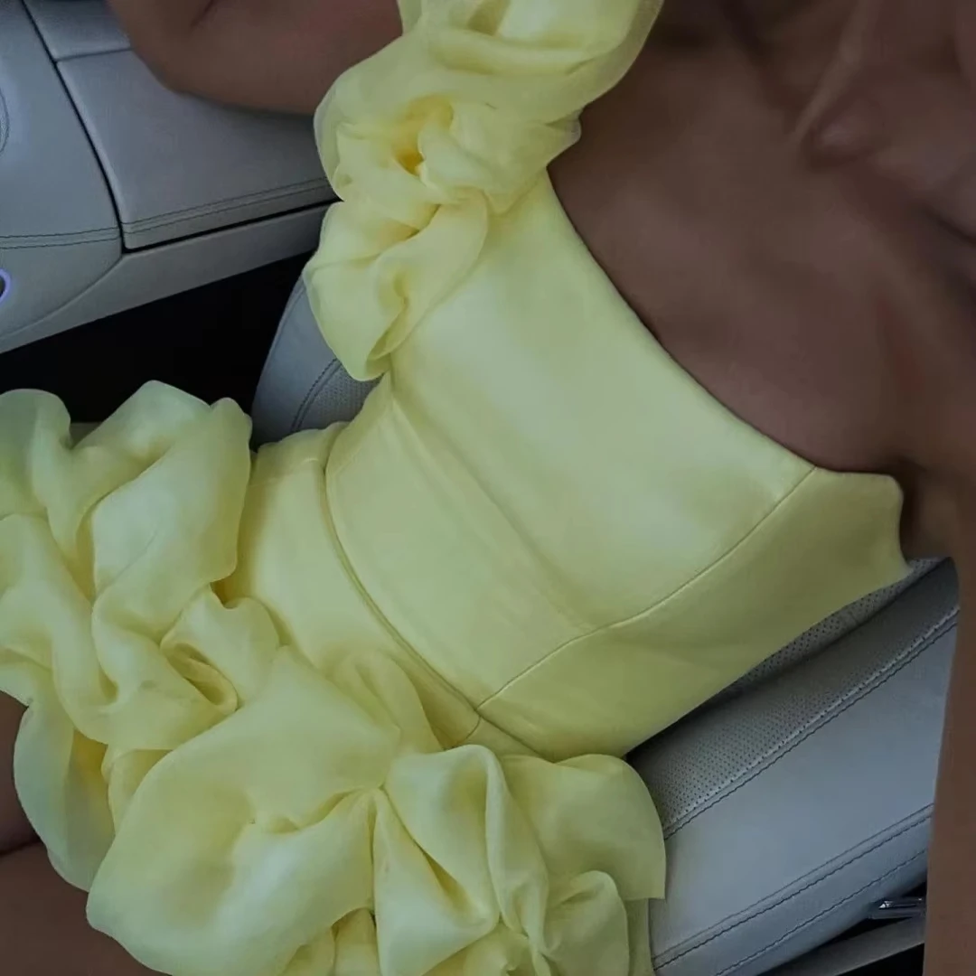 Yellow One Shoulder Homecoming Dresses 2025 Strapless Sleeveless Mini Short Skirt Cute A-Line Birthday Party Dresses Customized