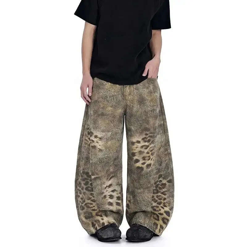 Calças Jeans de Perna Larga Estilo Retrô Americano com Estampa de Leopardo para Homens e Mulheres, Corte Solto, Moda Única, Estilo de Rua
