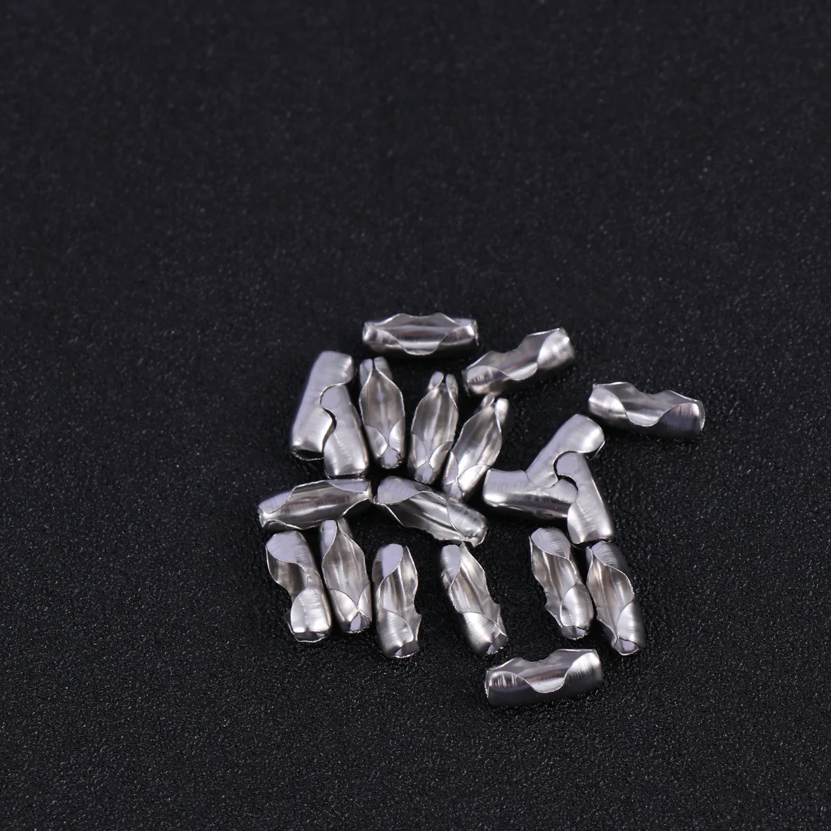 

100Pcs Metal Belt Buckle Stainless Steel Chain Connector Clasps for DIY Jewelry Crafting Repairing Dog Tag Pull Chain