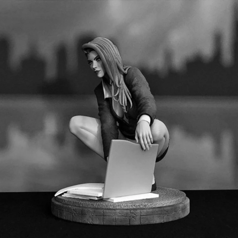 Figura de resina a escala 1/24, modelo realista en miniatura, figura de secretaria femenina, sin montar, sin pintar