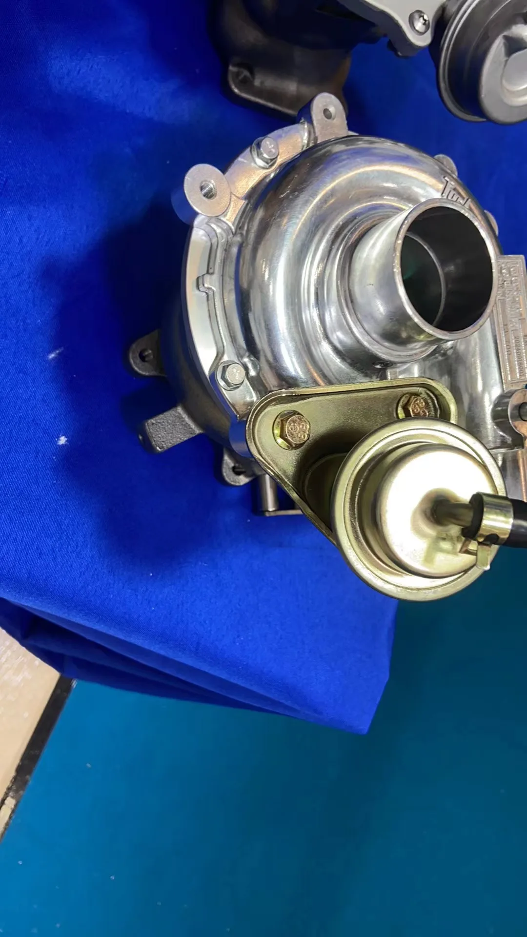 RHF5 VJ26 VJ33 WL1113700 WL85 WL84 WL WL-T Turbo Turbocharger For MAZDA MD25TI R581 Turbocharger WL85 Engine RHF5 Turbo WL84