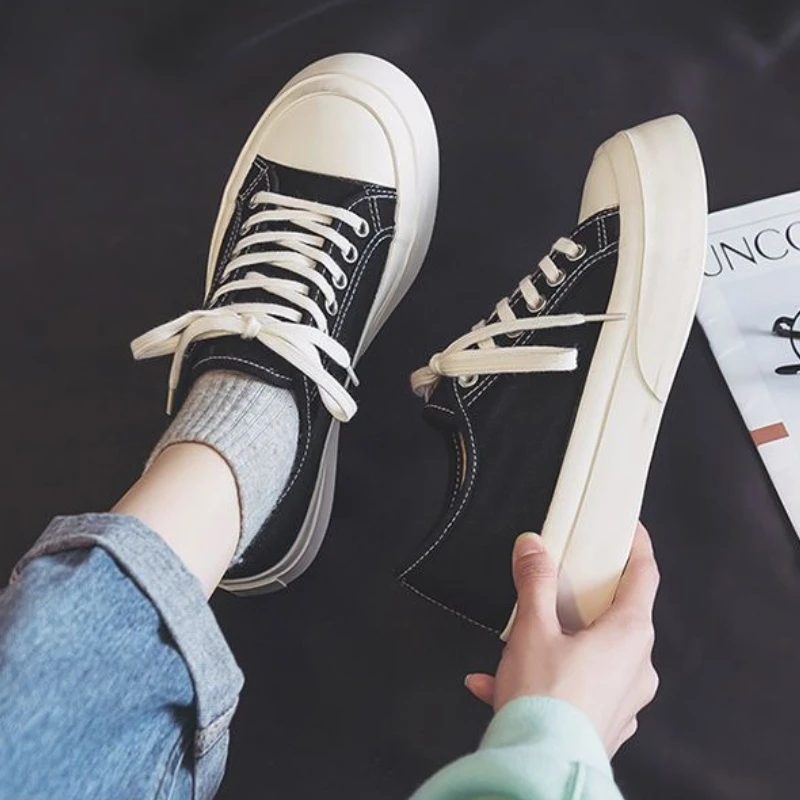 

Ins White Sneakers 3cm Thick Platform Height Increasing Shoes Stylish Casual Footwear for Short Girls Non Marking Rubber Sole