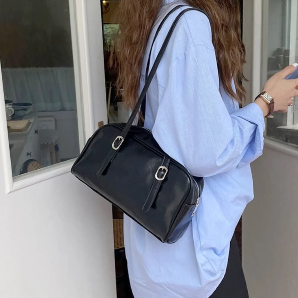 

Elegant Green Boston Bag Korean Style Solid Color Underarm Bag Pillow Bag Tote Bag Female Handbag Travel