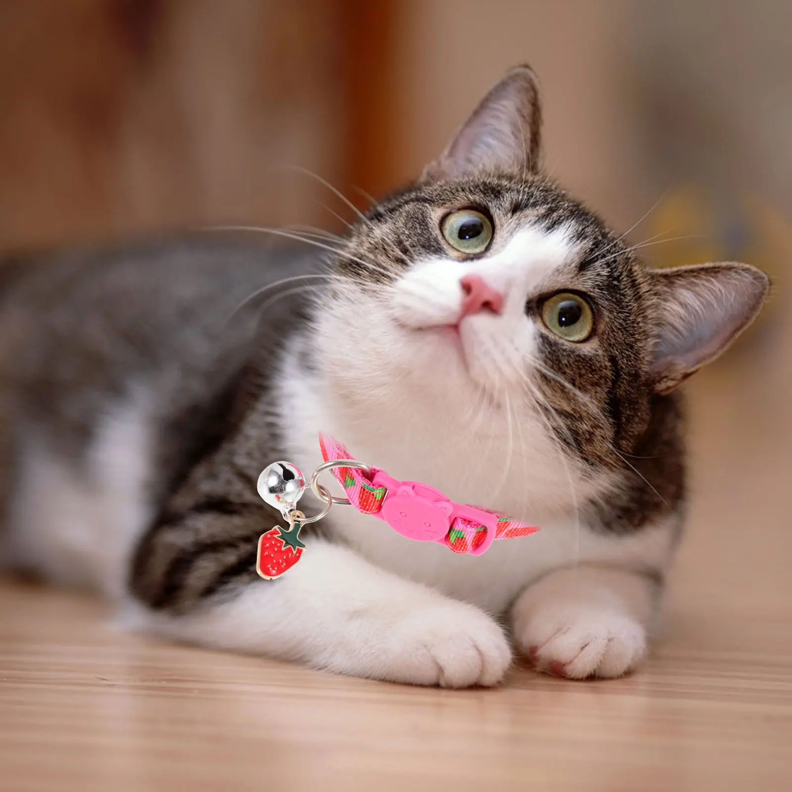 

2Pcs Strawberry Printing Cat Collar Bell Lightweight Comfortable Pet Collar Decor Festive Fruit Design Cat Neck Ornament